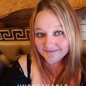 Meet your Posher, Della